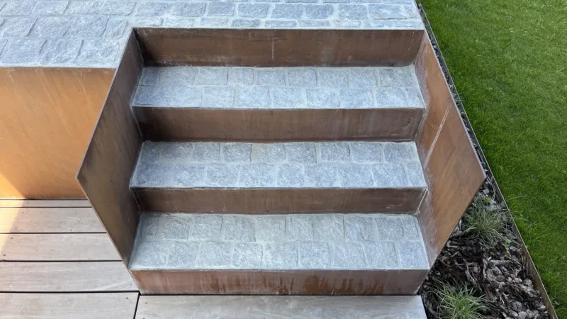 Escaliers en acier Corten